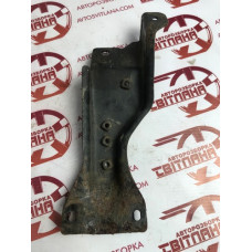 Кронштейн замка капоту Kia Sorento 2002-2009 841513E000